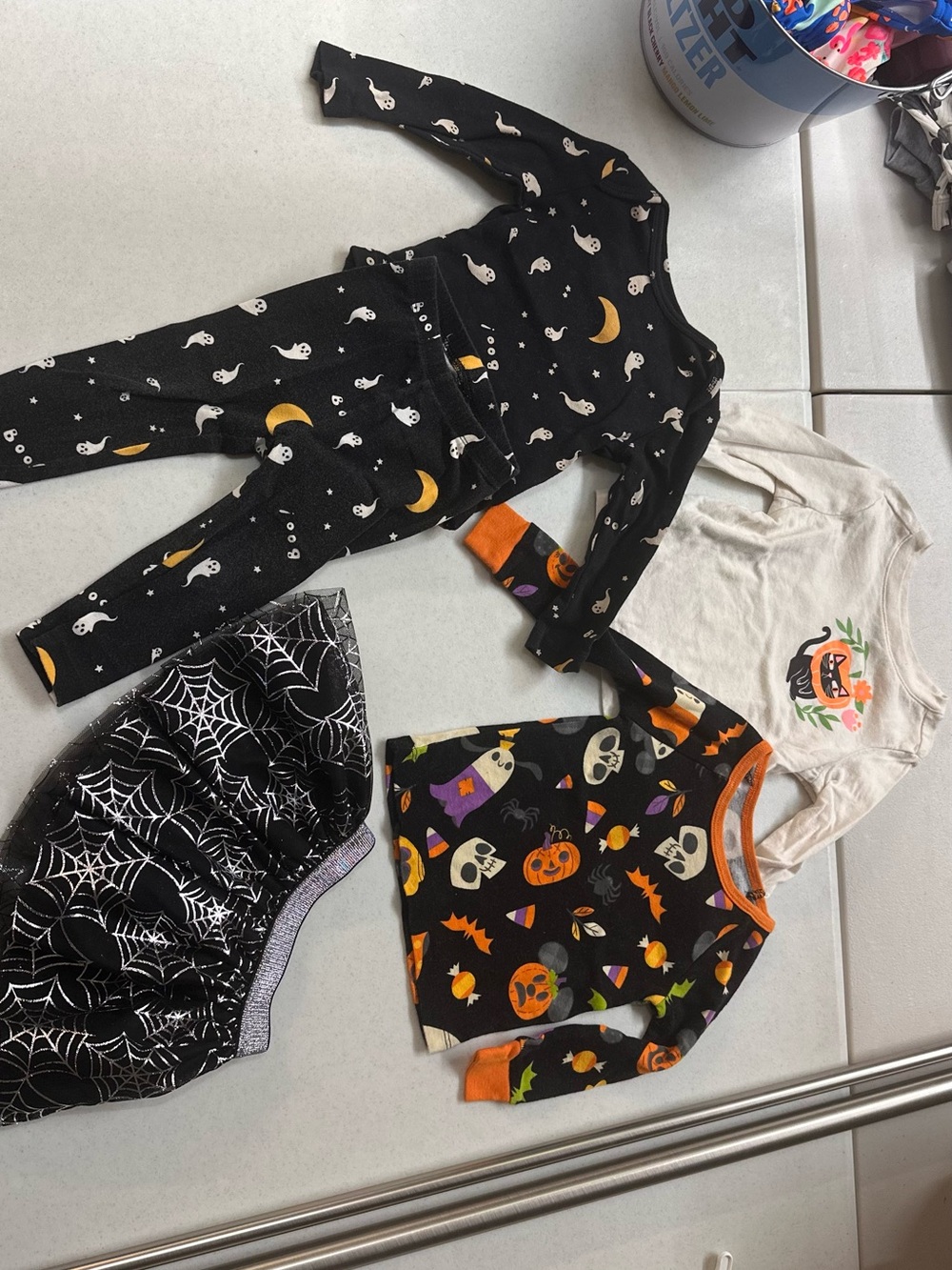 Kids Halloween Set – Black & Orange Spooky Print